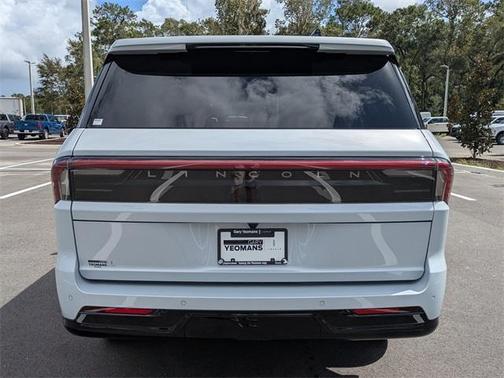 2025 Lincoln Navigator Reserve