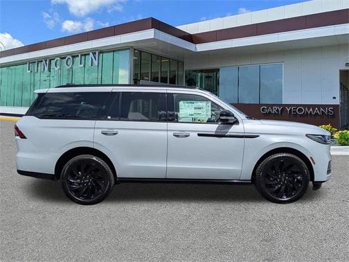 2025 Lincoln Navigator Reserve