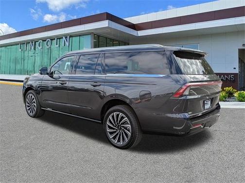 2025 Lincoln Navigator L Black Label