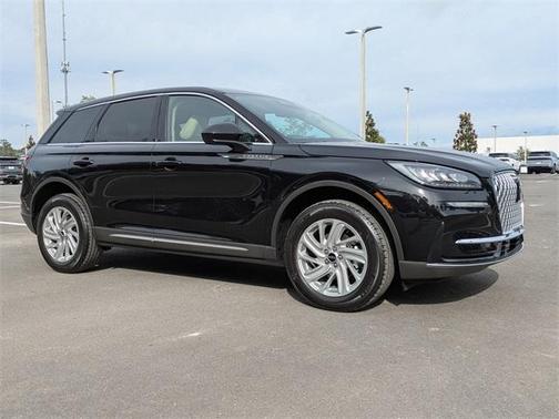 2025 Lincoln Corsair Premiere