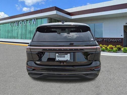 Black Metallic 2026 Lincoln Nautilus Premiere