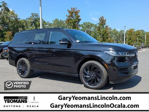 Black Metallic 2026 Lincoln Navigator Reserve