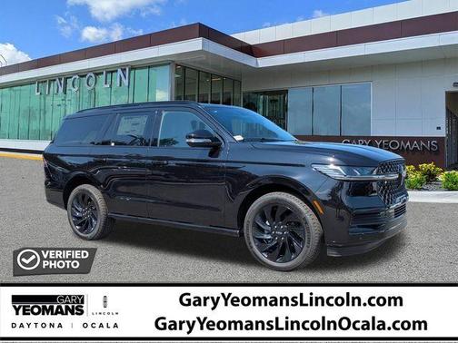 Black Metallic 2026 Lincoln Navigator Reserve