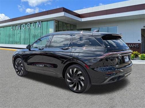 2025 Lincoln Nautilus Reserve
