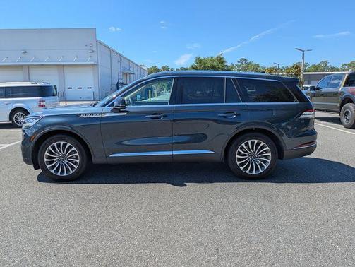 Blue Metallic 2022 Lincoln Aviator Reserve RWD