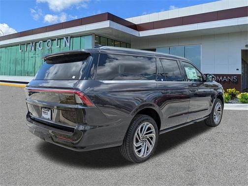 2025 Lincoln Navigator L Reserve