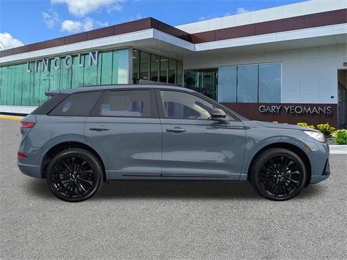 2025 Lincoln Corsair Reserve