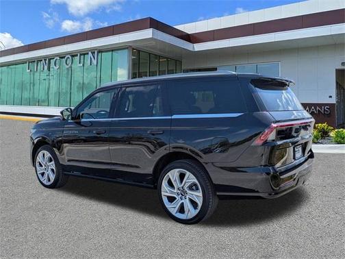 2025 Lincoln Navigator Black Label