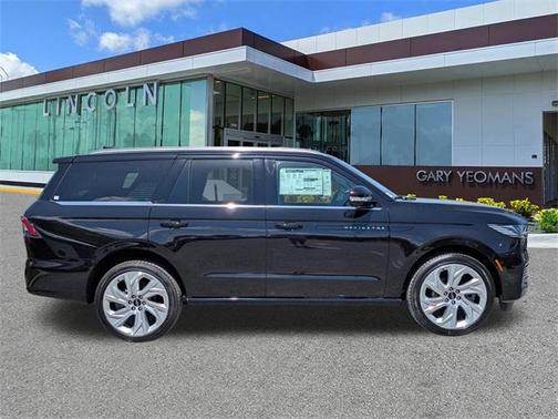 2025 Lincoln Navigator Black Label