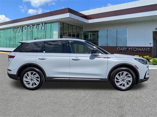 2025 Lincoln Corsair Premiere