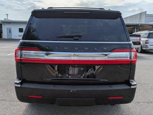 Black 2020 Lincoln Navigator Black Label
