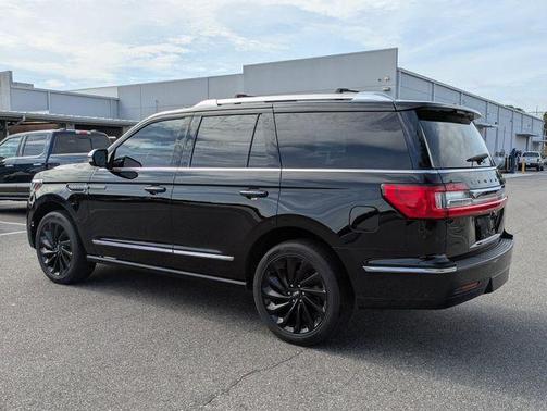 Black 2020 Lincoln Navigator Black Label