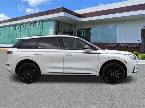 2025 Lincoln Corsair Reserve