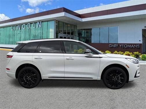 2025 Lincoln Corsair Reserve