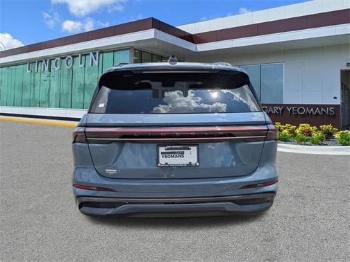 2025 Lincoln Nautilus Reserve