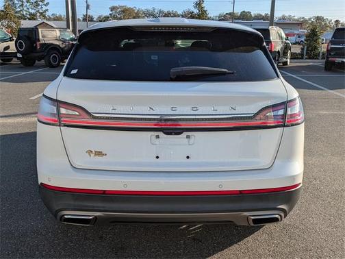 2020 Lincoln Nautilus Standard