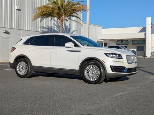 2020 Lincoln Nautilus Standard