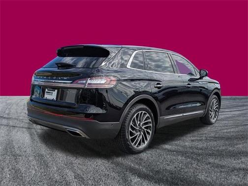 2019 Lincoln Nautilus Reserve