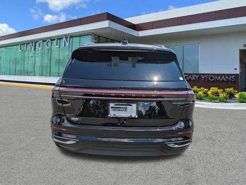 Black Metallic 2026 Lincoln Nautilus Reserve