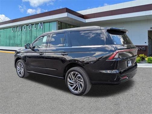 2025 Lincoln Navigator Reserve