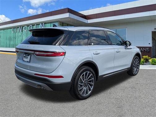 2025 Lincoln Corsair Reserve