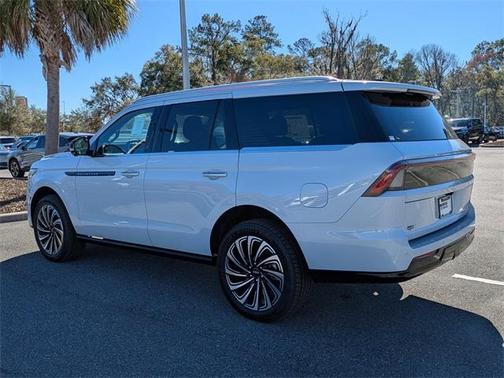2025 Lincoln Navigator Black Label