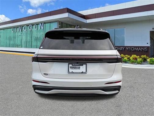 2025 Lincoln Nautilus Reserve