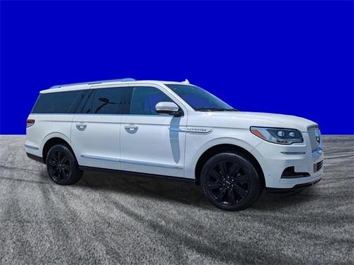 2023 Lincoln Navigator L Reserve
