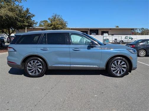 2025 Lincoln Aviator Premiere