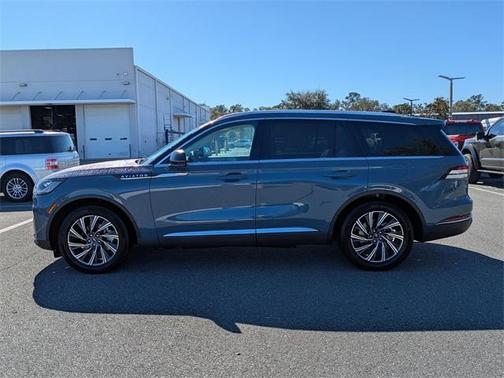 2025 Lincoln Aviator Premiere