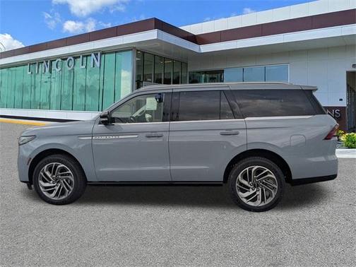 2025 Lincoln Navigator Reserve