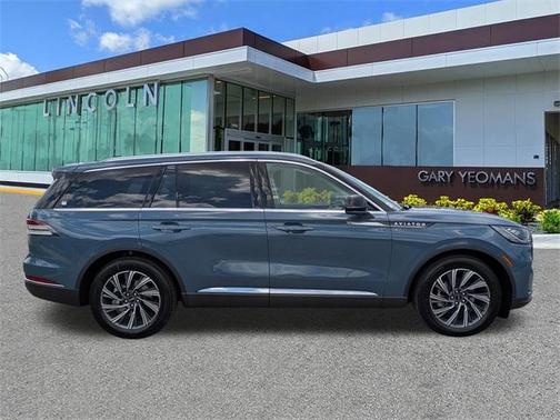 2025 Lincoln Aviator Premiere