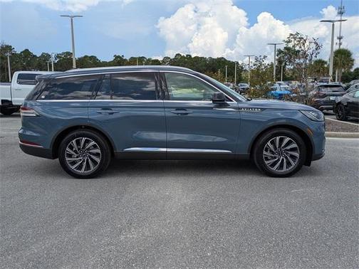 2025 Lincoln Aviator Premiere