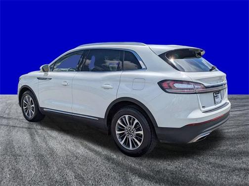 2022 Lincoln Nautilus Standard