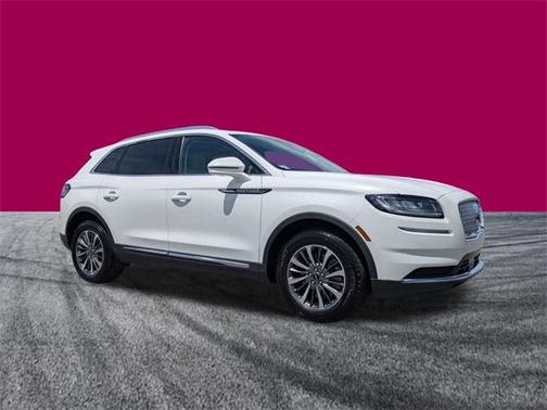 2022 Lincoln Nautilus Standard