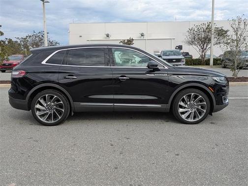 2019 Lincoln Nautilus Reserve