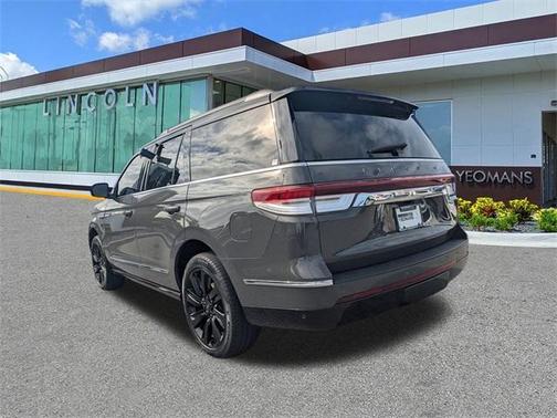 2022 Lincoln Navigator Black Label