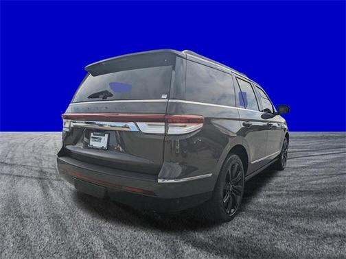 2022 Lincoln Navigator Black Label