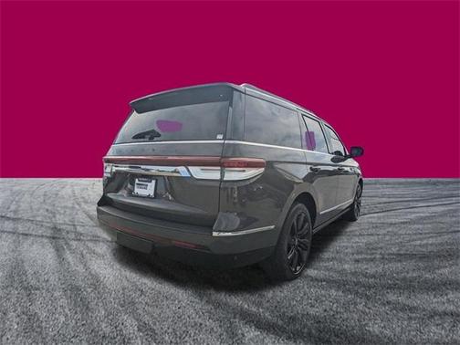 2022 Lincoln Navigator Black Label