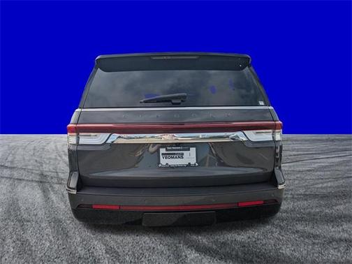 2022 Lincoln Navigator Black Label