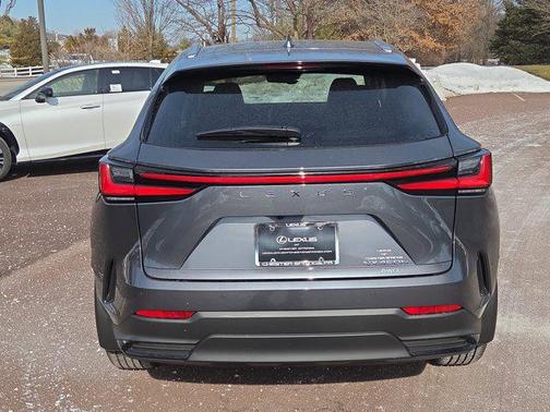 2026 Lexus NX 450h+ Luxury