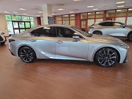 2022 Lexus IS 350 Base