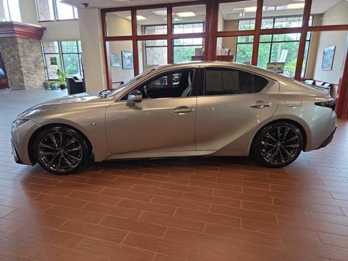 2022 Lexus IS 350 Base