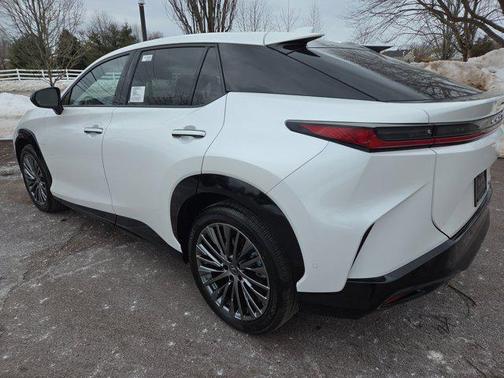 2026 Lexus RZ 450e Luxury