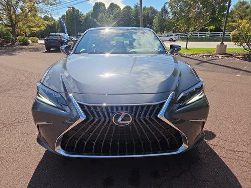 2025 Lexus ES 350 Ultra Luxury