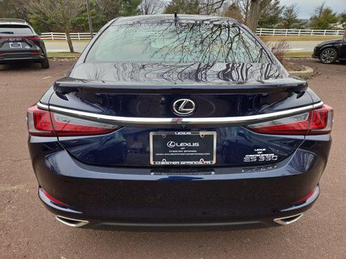 2025 Lexus ES 350 Base