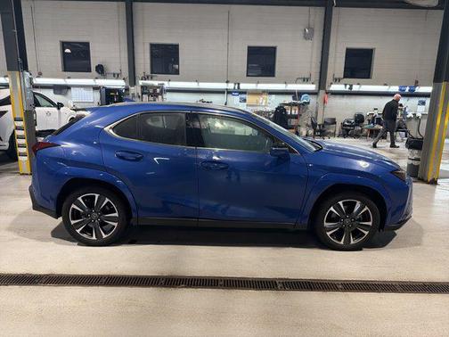 2024 Lexus UX 250h Base