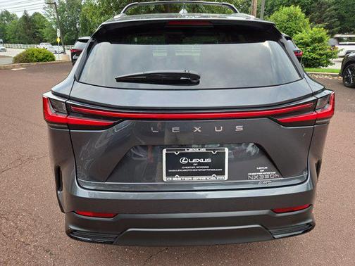 2025 Lexus NX 350h Premium