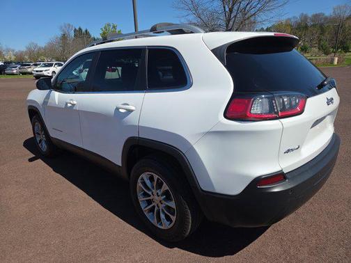 Bright White Clearcoat 2019 Jeep Cherokee Latitude Plus