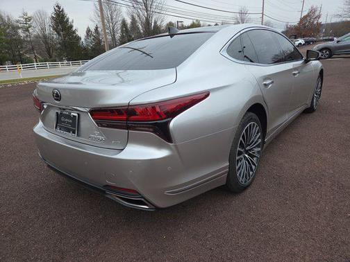 2024 Lexus LS 500 Base